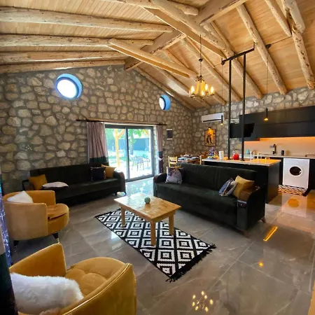 Secluded With Pool In Seydikemer 别墅 *